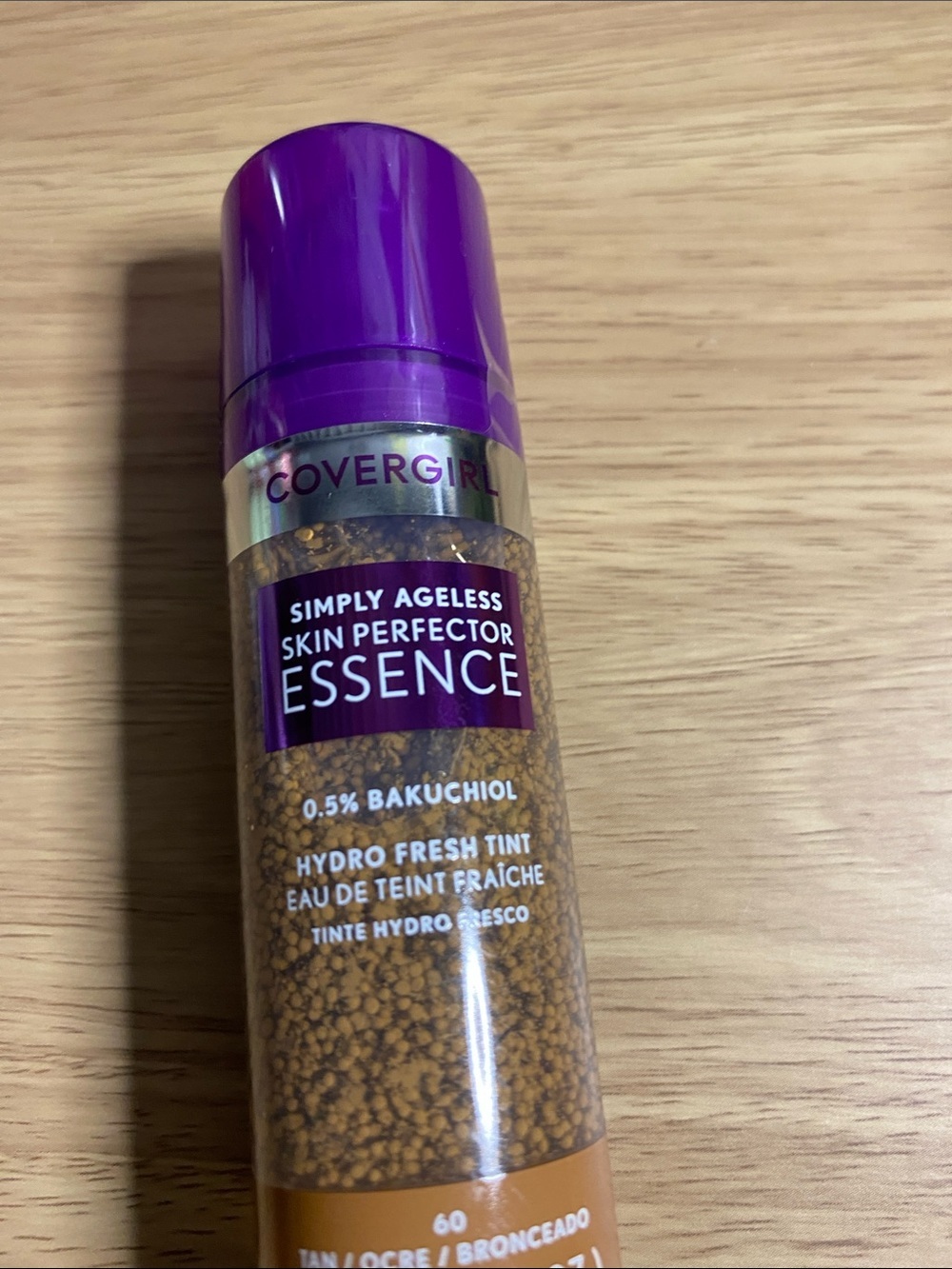 COVERGIRL Simply Ageless Skin Perfector Essence - Tan Shade - Picture 2 of 5